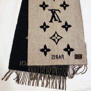 Louis Vitton Cashmere Black and Gray Scarf
